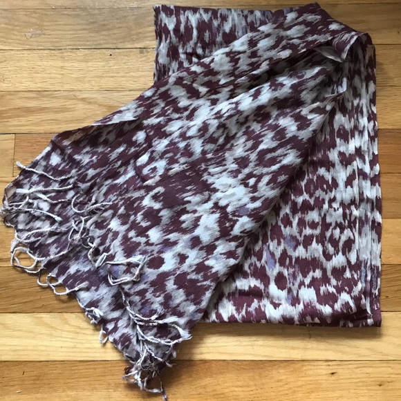 🍁J. Crew Factory Printed Scarf📚 - Picture 3 of 3